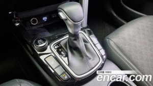 Kia Seltos Бензин 1.6 Turbo 2WD 2022 года из Южной Кореи