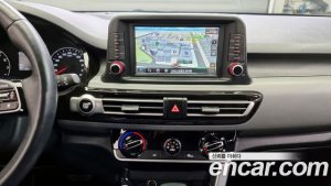 Kia Seltos Бензин 1.6 Turbo 2WD 2022 года из Южной Кореи