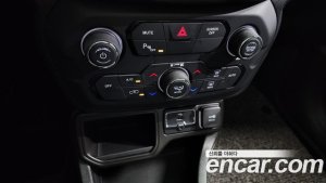 Jeep Renegade 1.6 Дизель Limited 2020 года из Южной Кореи