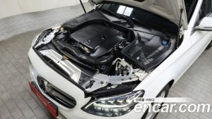 Mercedes-Benz C-Class C200 Avantgarde 2020 года из Южной Кореи
