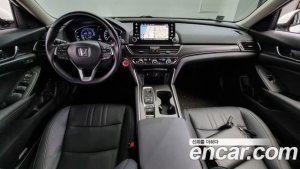 Honda Accord 2.0 HYBRID Touring 2020 года из Южной Кореи