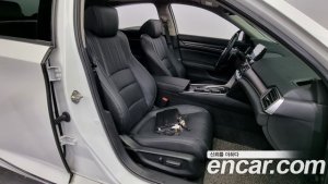 Honda Accord 2.0 HYBRID Touring 2020 года из Южной Кореи