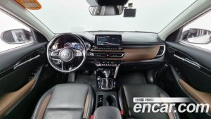 Kia Seltos Бензин 1.6 Turbo 2WD 2022 года из Южной Кореи