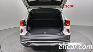 Kia Seltos Бензин 1.6 Turbo 2WD 2022 года из Южной Кореи
