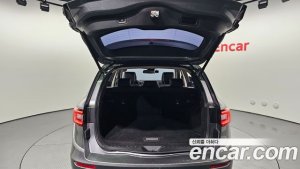 Renault-KoreaSamsung QM6 2.0 GDe RE Signature 2WD 2020 года из Южной Кореи
