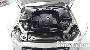 Mercedes-Benz E-Class E250 Avantgarde 2021 года из Южной Кореи