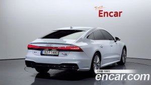 Audi A7 45 TDI 4WD Premium 2021 года из Южной Кореи