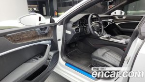 Audi A7 45 TDI 4WD Premium 2021 года из Южной Кореи