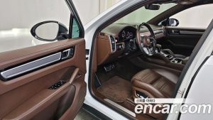 Porsche Cayenne 3.0 Coupe 2020 года из Южной Кореи