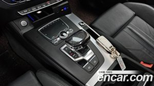 Audi Q5 45 TFSI 4WD Premium 2020 года из Южной Кореи