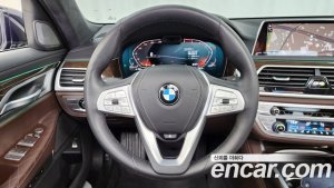 BMW 7-Series 730d xDrive Design Pure Excellence 2020 года из Южной Кореи
