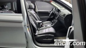 Volkswagen Tiguan 2.0 TDI Prestige 2020 года из Южной Кореи