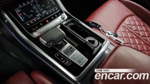 Audi SQ8 4.0 TDI 4WD 2020 года из Южной Кореи