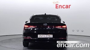 Hyundai AVANTE Modern 2021 года из Южной Кореи
