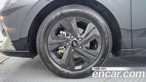 Hyundai AVANTE Modern 2021 года из Южной Кореи