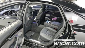 Audi S8 4.0 TFSI 4WD LWB 2020 года из Южной Кореи