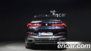 BMW X6 M50i 2020 года из Южной Кореи
