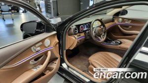 Mercedes-Benz E-Class E300e 4MATIC Exclusive 2020 года из Южной Кореи