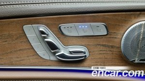 Mercedes-Benz E-Class E300e 4MATIC Exclusive 2020 года из Южной Кореи
