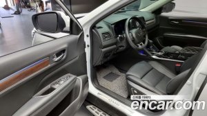 Renault-KoreaSamsung QM6 2.0 GDe RE Signature 2WD 2020 года из Южной Кореи