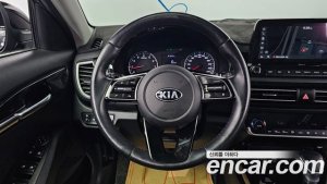 Kia Seltos Бензин 1.6 Turbo 2WD 2020 года из Южной Кореи