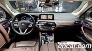 BMW 5-Series 520d xDrive Luxury Plus 2020 года из Южной Кореи
