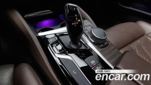 BMW 5-Series 520d xDrive Luxury Plus 2020 года из Южной Кореи
