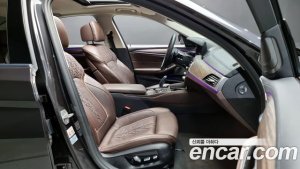 BMW 5-Series 520d xDrive Luxury Plus 2020 года из Южной Кореи