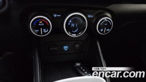 Hyundai Venue 1.6 Flux 2020 года из Южной Кореи