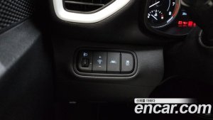 Hyundai Venue 1.6 Flux 2020 года из Южной Кореи