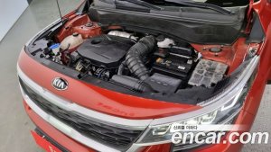 Kia Seltos Бензин 1.6 Turbo 2WD 2020 года из Южной Кореи