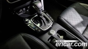 Kia Seltos Бензин 1.6 Turbo 2WD 2020 года из Южной Кореи