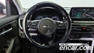 Kia Seltos Бензин 1.6 Turbo 2WD 2020 года из Южной Кореи