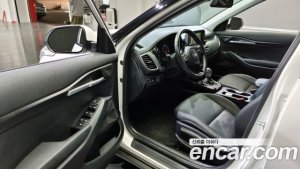 Kia Seltos Бензин 1.6 Turbo 2WD 2022 года из Южной Кореи