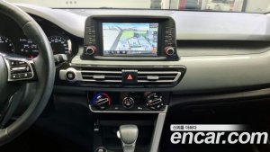 Kia Seltos Бензин 1.6 Turbo 2WD 2022 года из Южной Кореи
