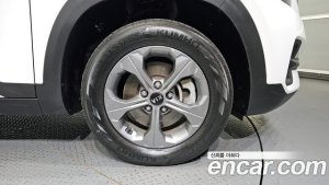 Kia Seltos Бензин 1.6 Turbo 2WD 2022 года из Южной Кореи