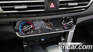 Kia Seltos Бензин 1.6 Turbo 2WD 2022 года из Южной Кореи