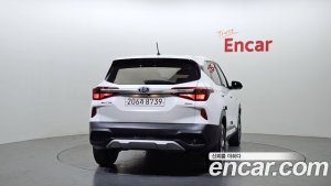 Kia Seltos Бензин 1.6 Turbo 2WD 2022 года из Южной Кореи