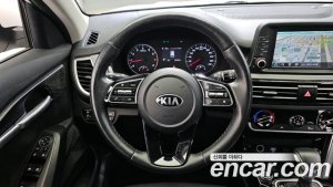 Kia Seltos Бензин 1.6 Turbo 2WD 2022 года из Южной Кореи