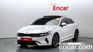 Kia K5 Signature 2021 года из Южной Кореи