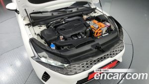 Kia K5 Signature 2021 года из Южной Кореи