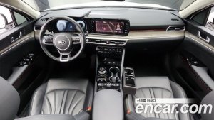Kia K5 Signature 2021 года из Южной Кореи