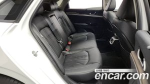 Kia K5 Signature 2021 года из Южной Кореи