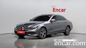 Mercedes-Benz E-Class E220d Avantgarde 2020 года из Южной Кореи