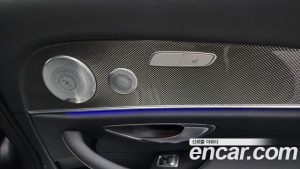 Mercedes-Benz E-Class E300 4MATIC AMG Line 2020 года из Южной Кореи