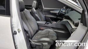 Peugeot 5008 2.0 BlueHDi GT 2020 года из Южной Кореи