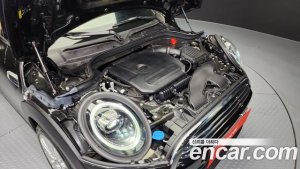 Mini Cooper Convertible DEFAULT 2020 года из Южной Кореи
