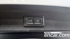 Audi Q3 35 TDI Premium 2020 года из Южной Кореи