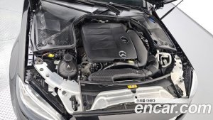 Mercedes-Benz C-Class C200 2020 года из Южной Кореи