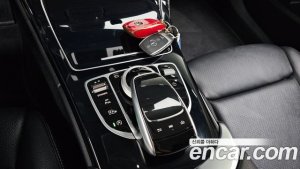 Mercedes-Benz C-Class C200 2020 года из Южной Кореи